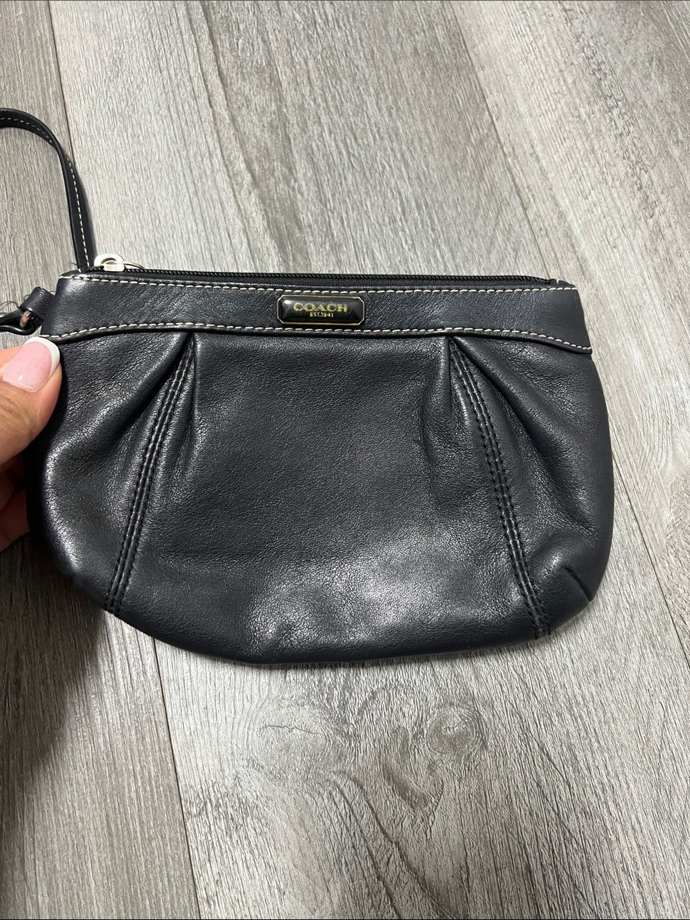 Coach vintage Leather Wristlet Pouch with Removable Strap/ with silver accents
